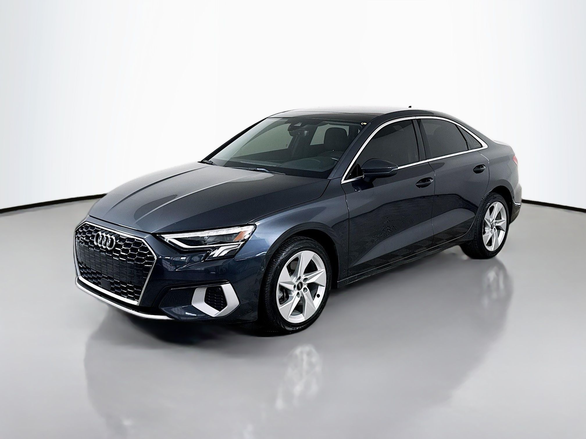 2023 Audi A3 40 TFSI Premium Plus quattro S tronic's photo