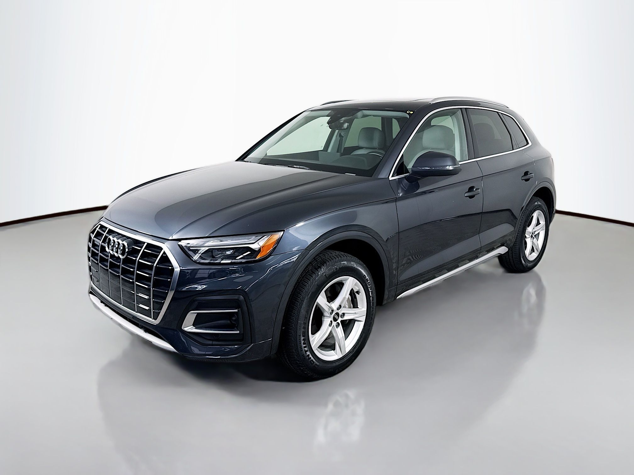 2023 Audi Q5 40 Premium's photo