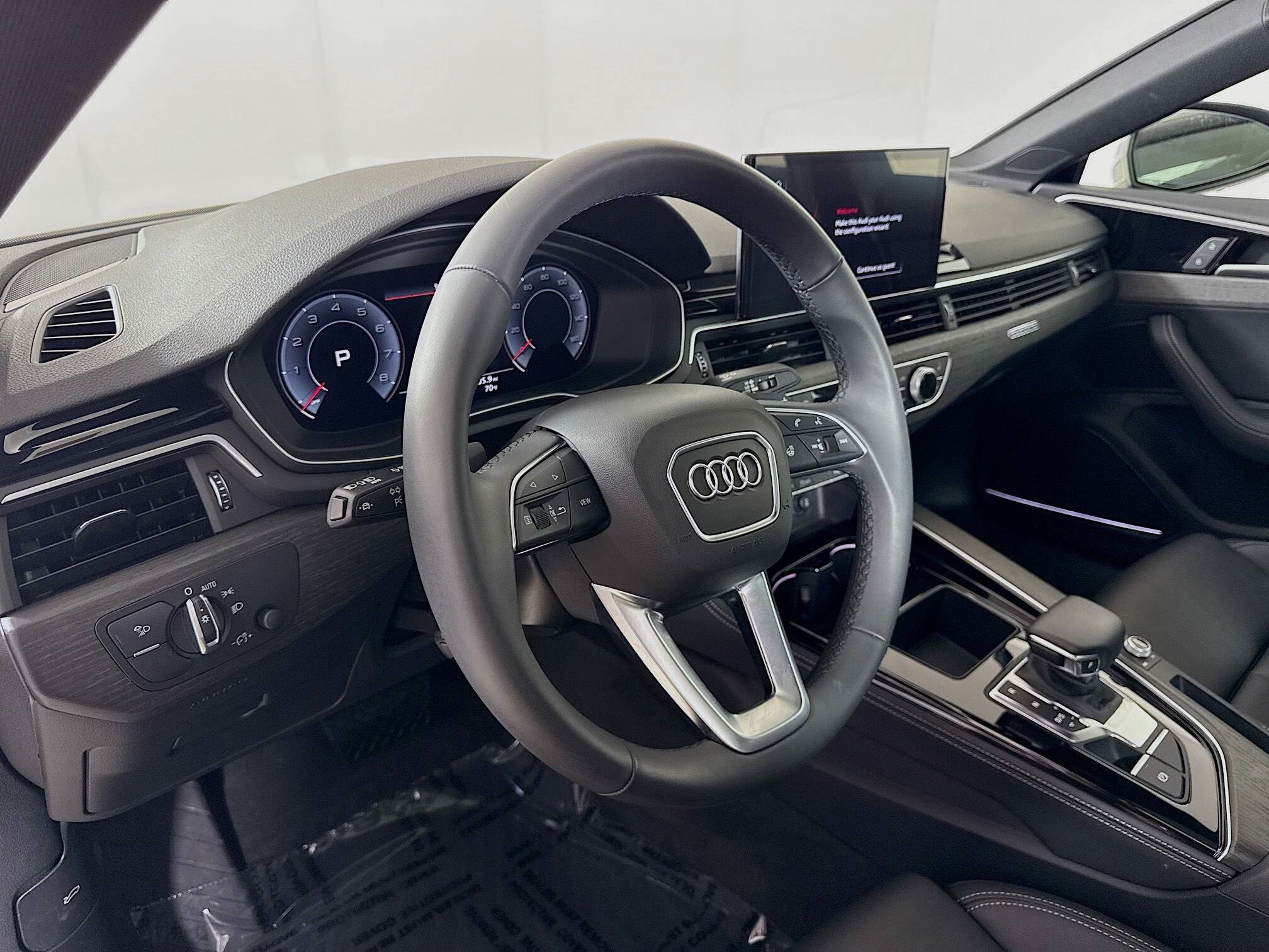 2025 Audi A5 45 S line Premium Plus photo 4