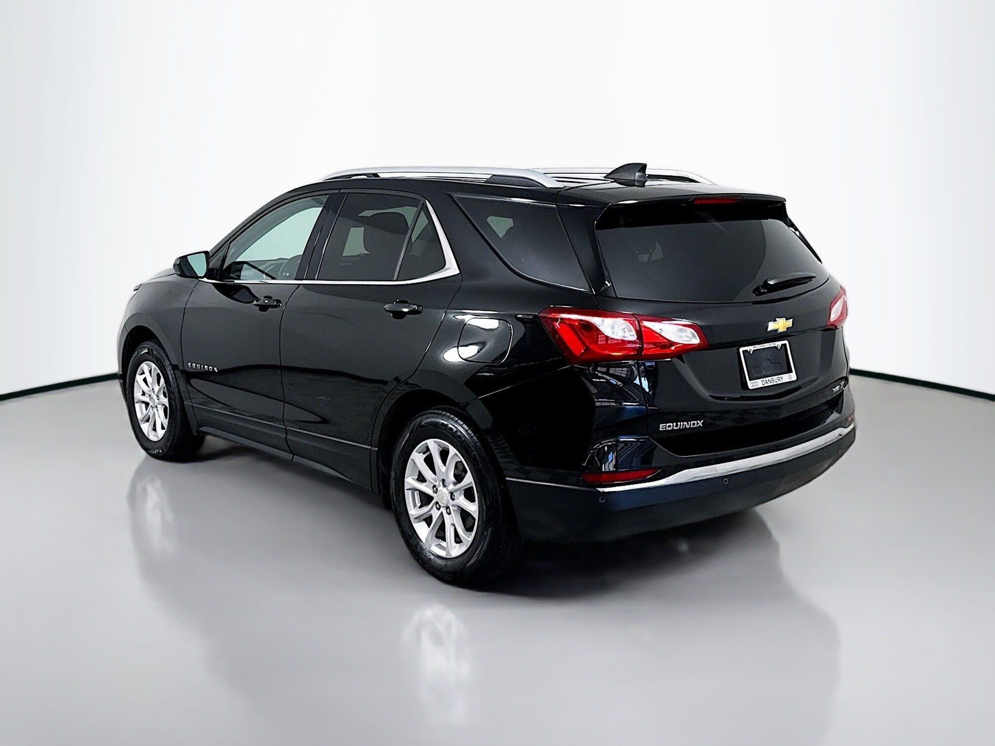 2020 Chevrolet Equinox LT photo 3
