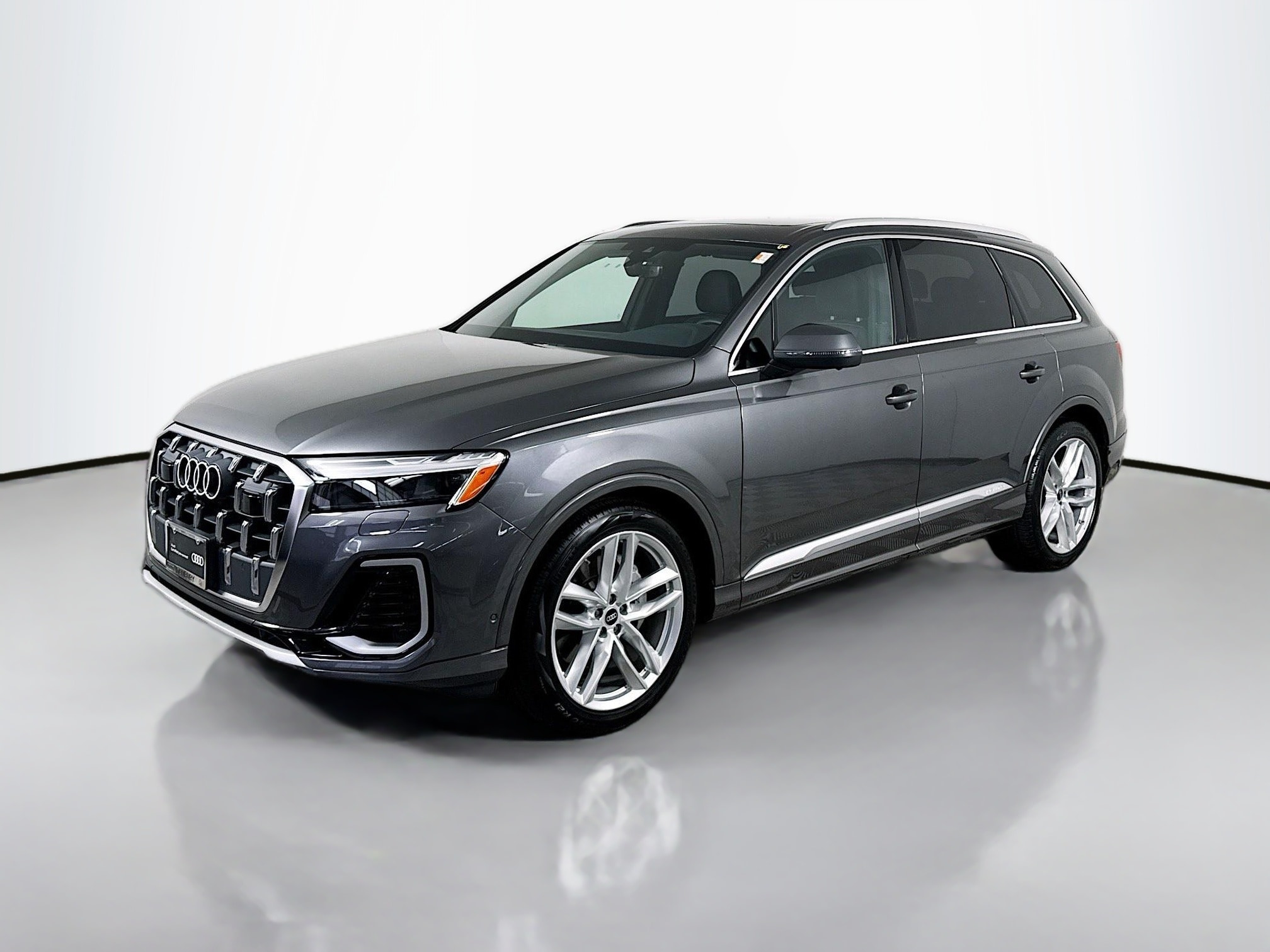 2025 Audi Q7 Premium Plus's photo