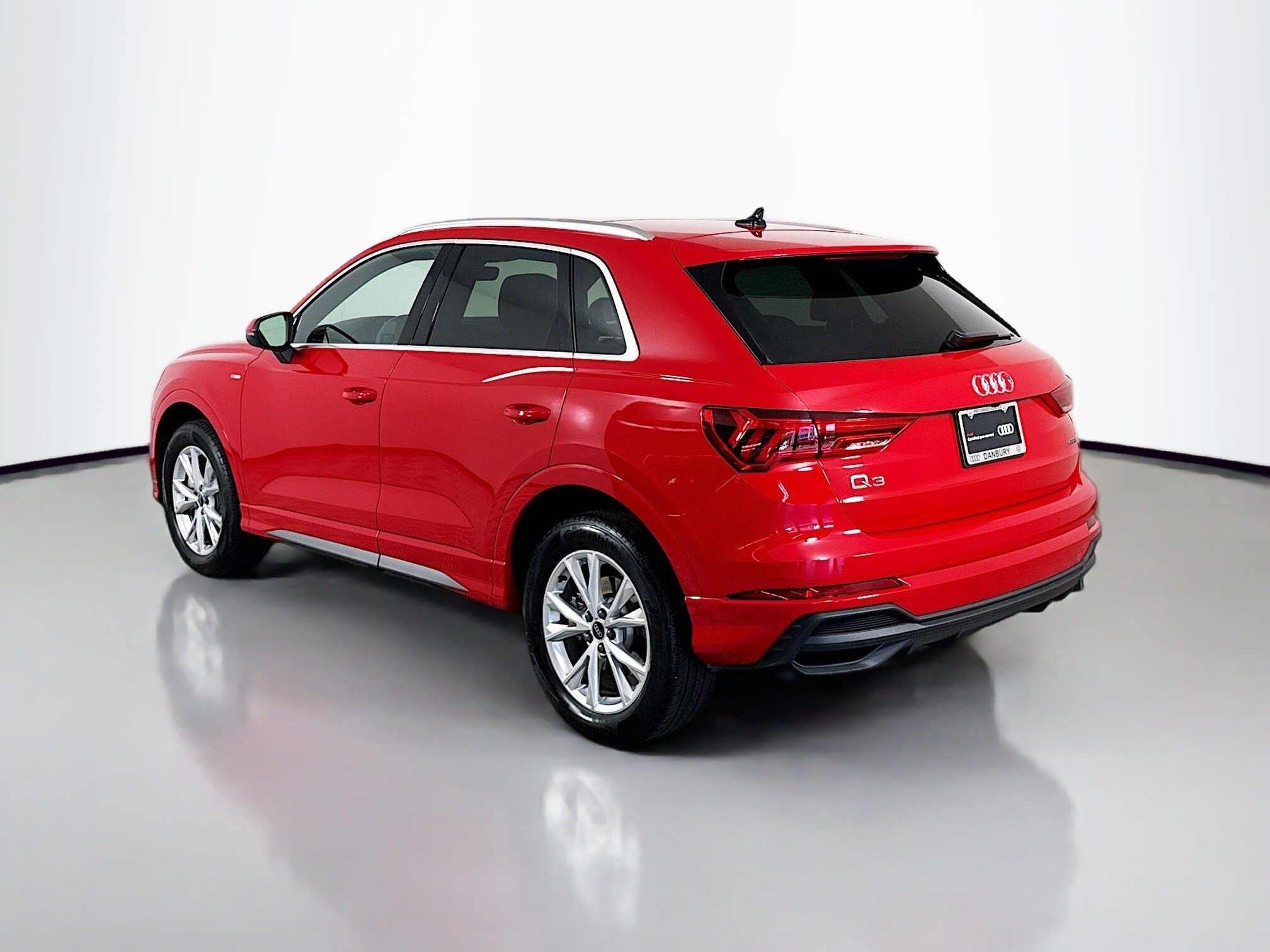 2025 Audi Q3 Premium Plus photo 3