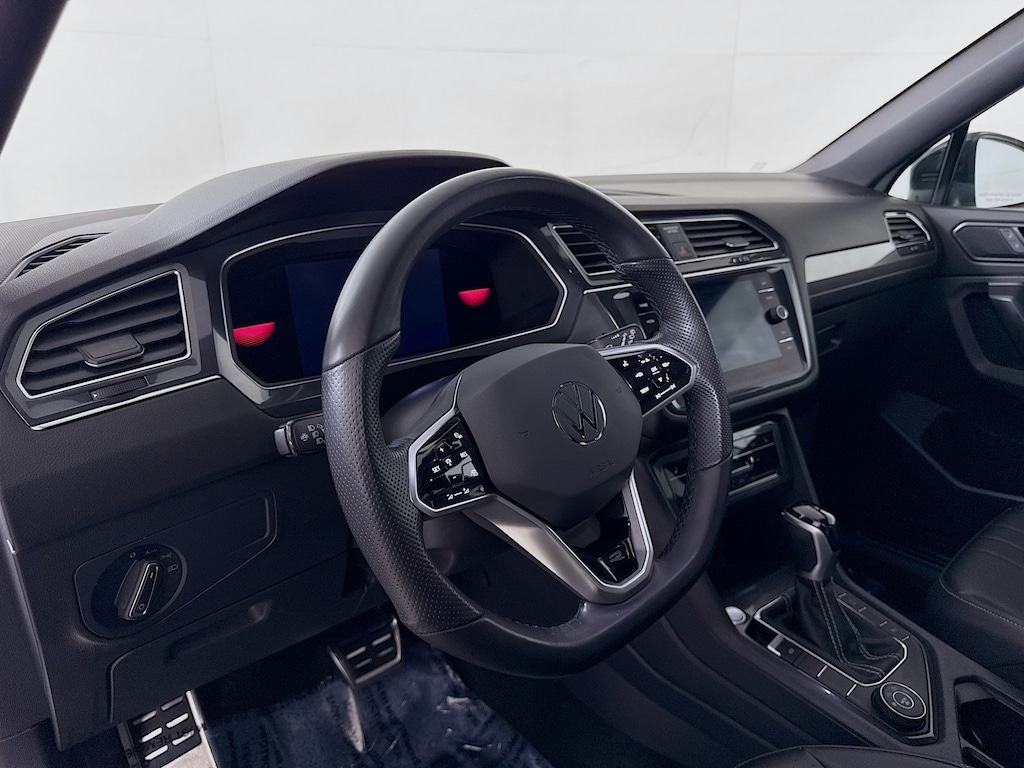 Certified 2022 Volkswagen Tiguan 2.0T SE R-Line Black SUV