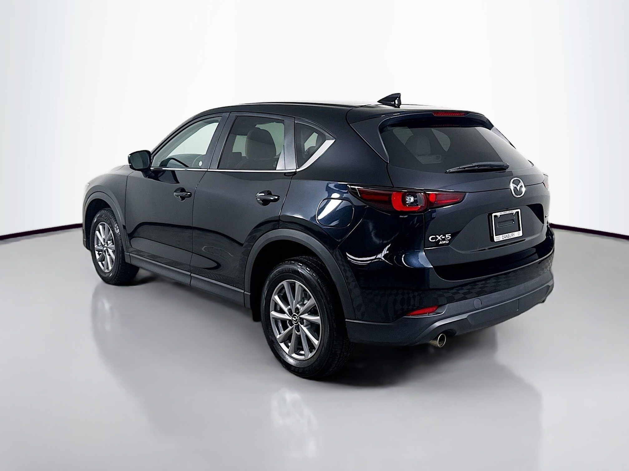 2023 Mazda CX-5 2.5 S Preferred photo 3