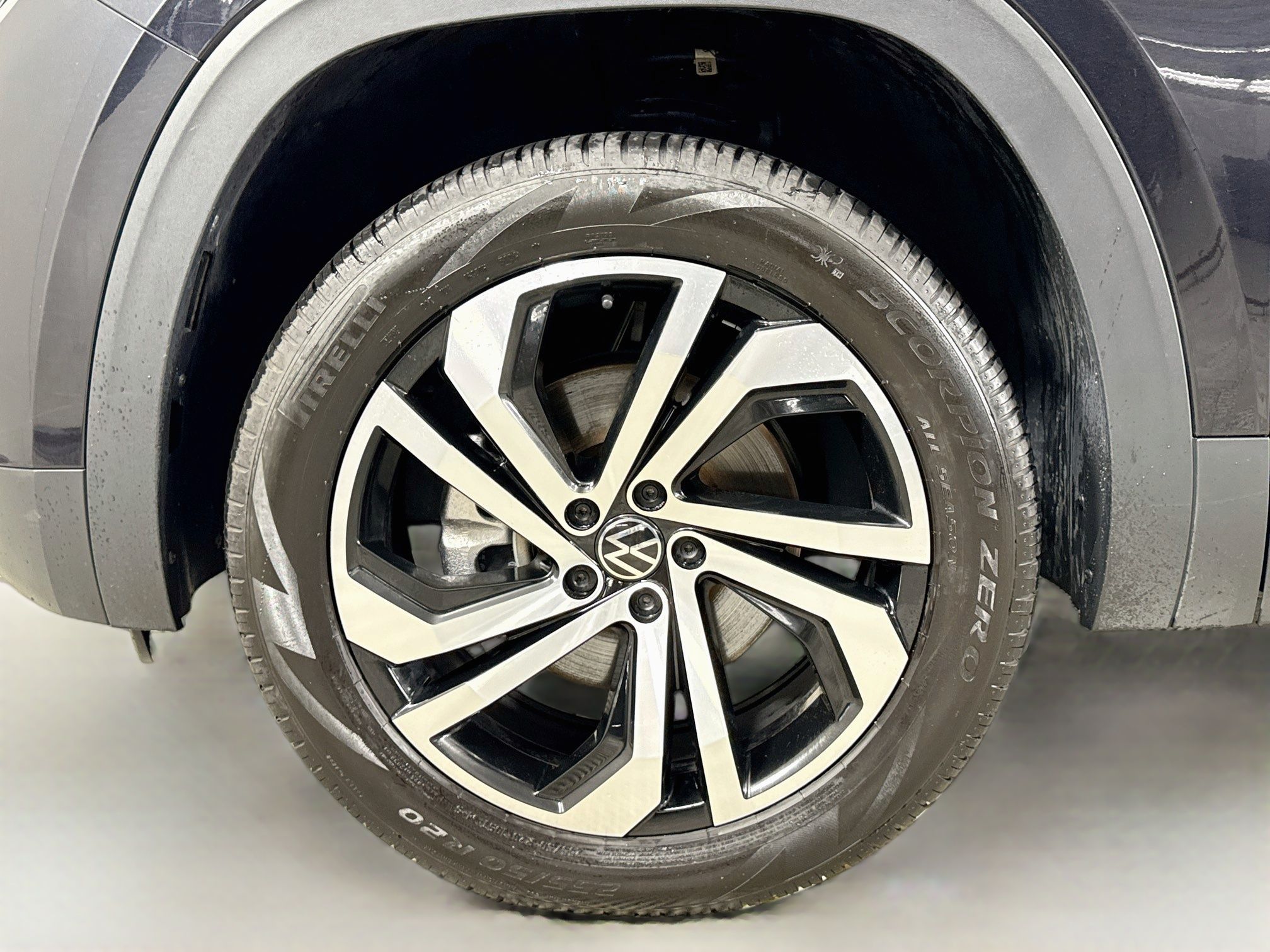 2023 Volkswagen Atlas SEL - Photo 31