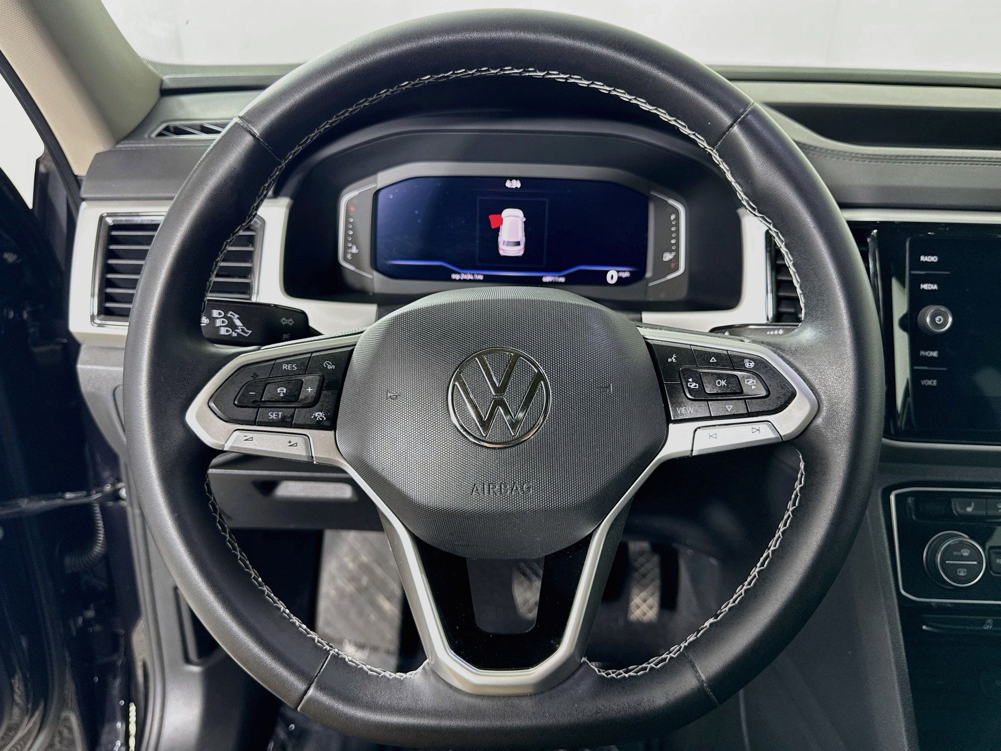 2023 Volkswagen Atlas SEL - Photo 14