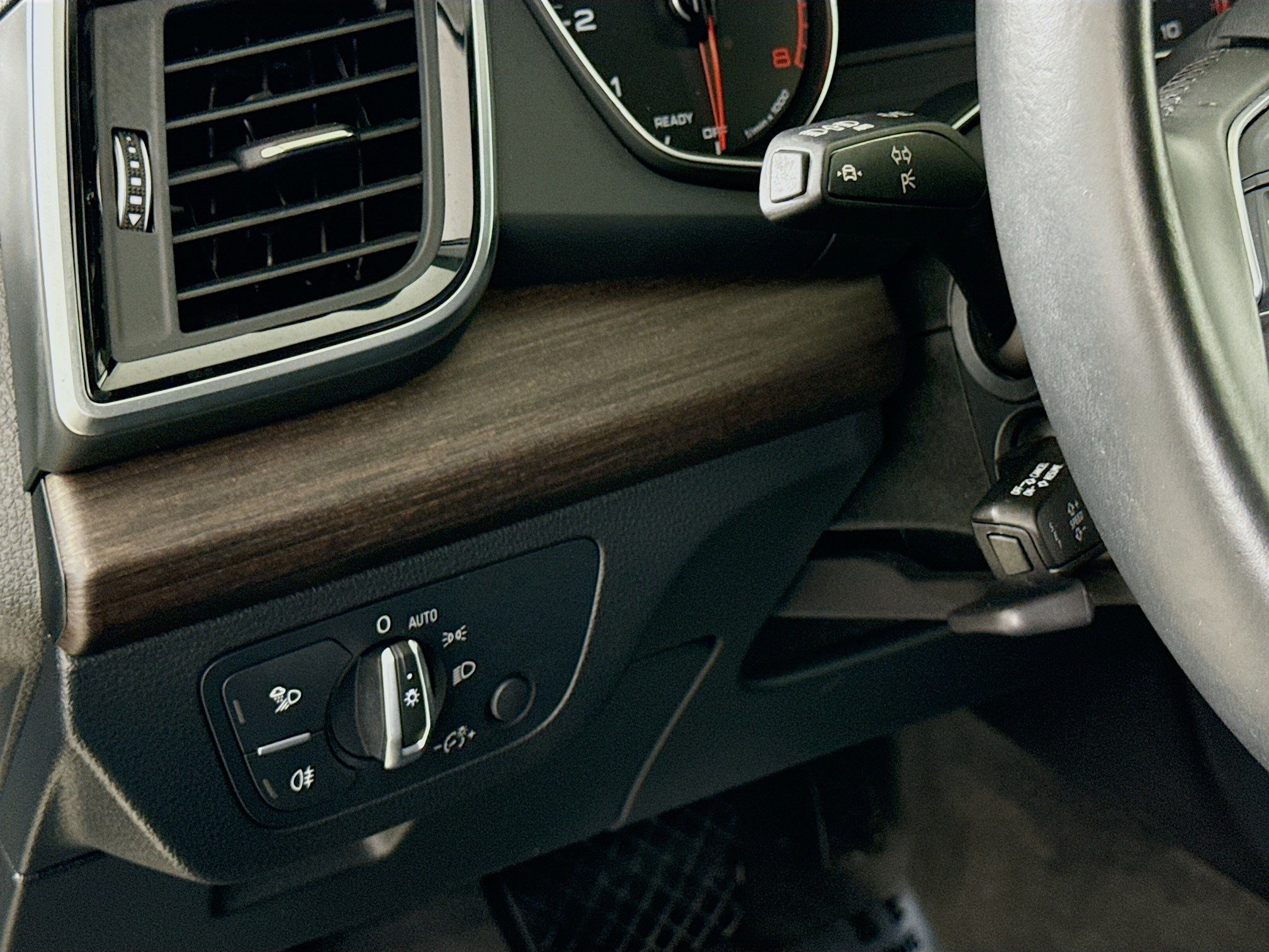 2023 Audi Q5 Premium - Photo 13