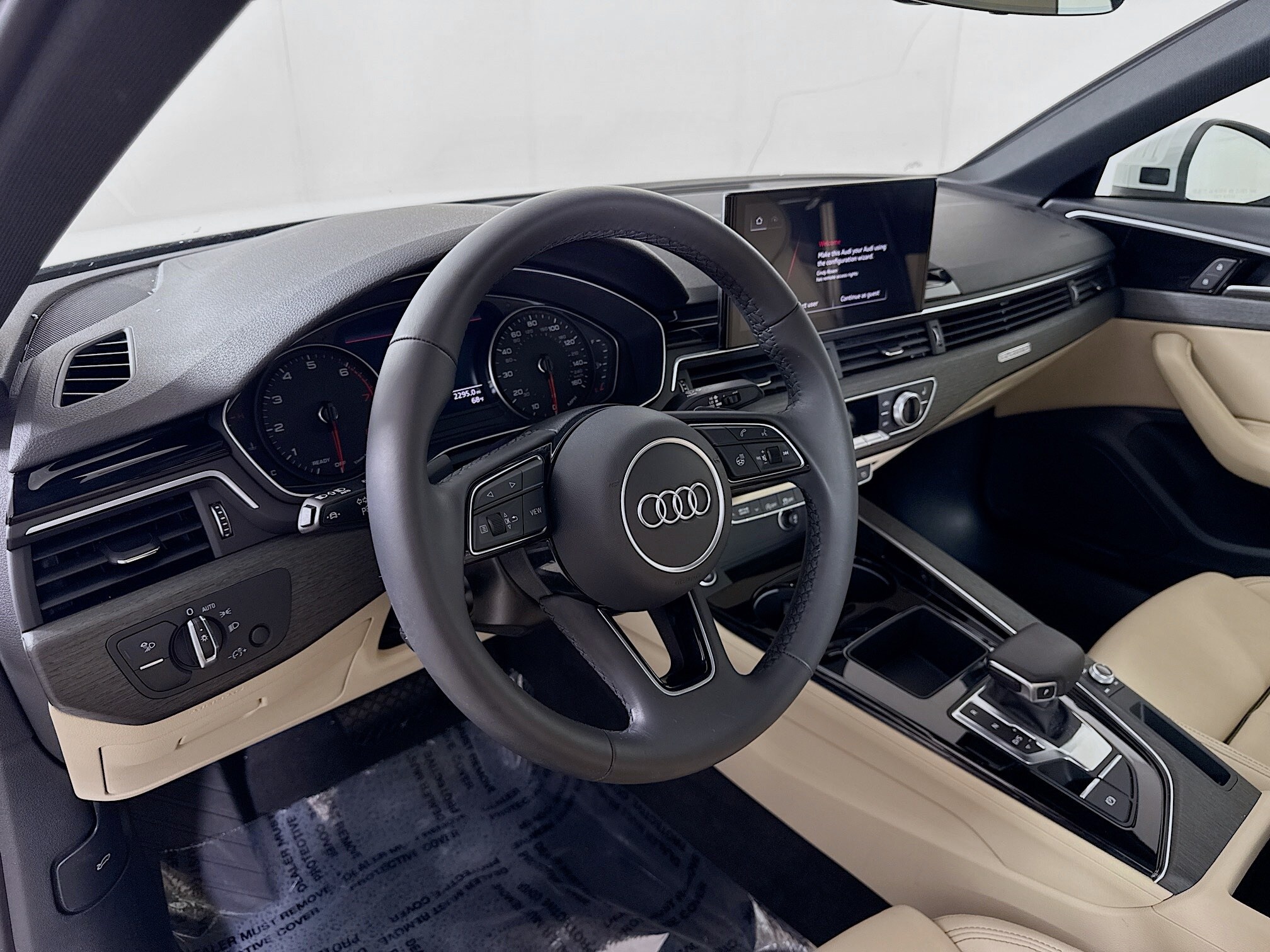 2023 Audi A4 45 S line Premium photo 4