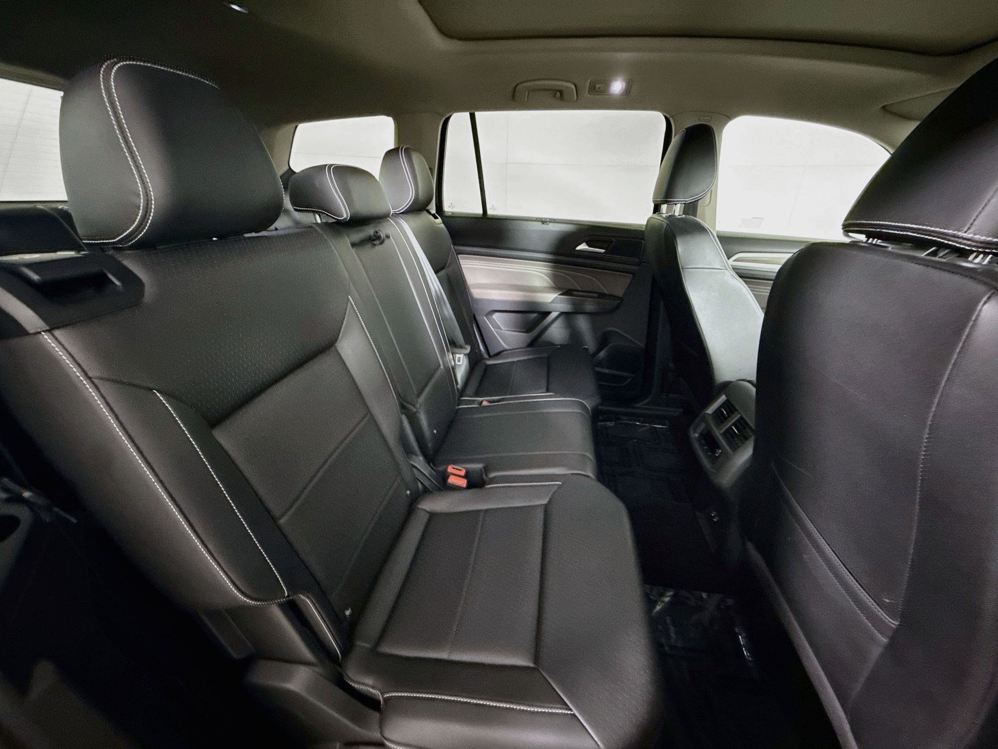 2023 Volkswagen Atlas SEL - Photo 27
