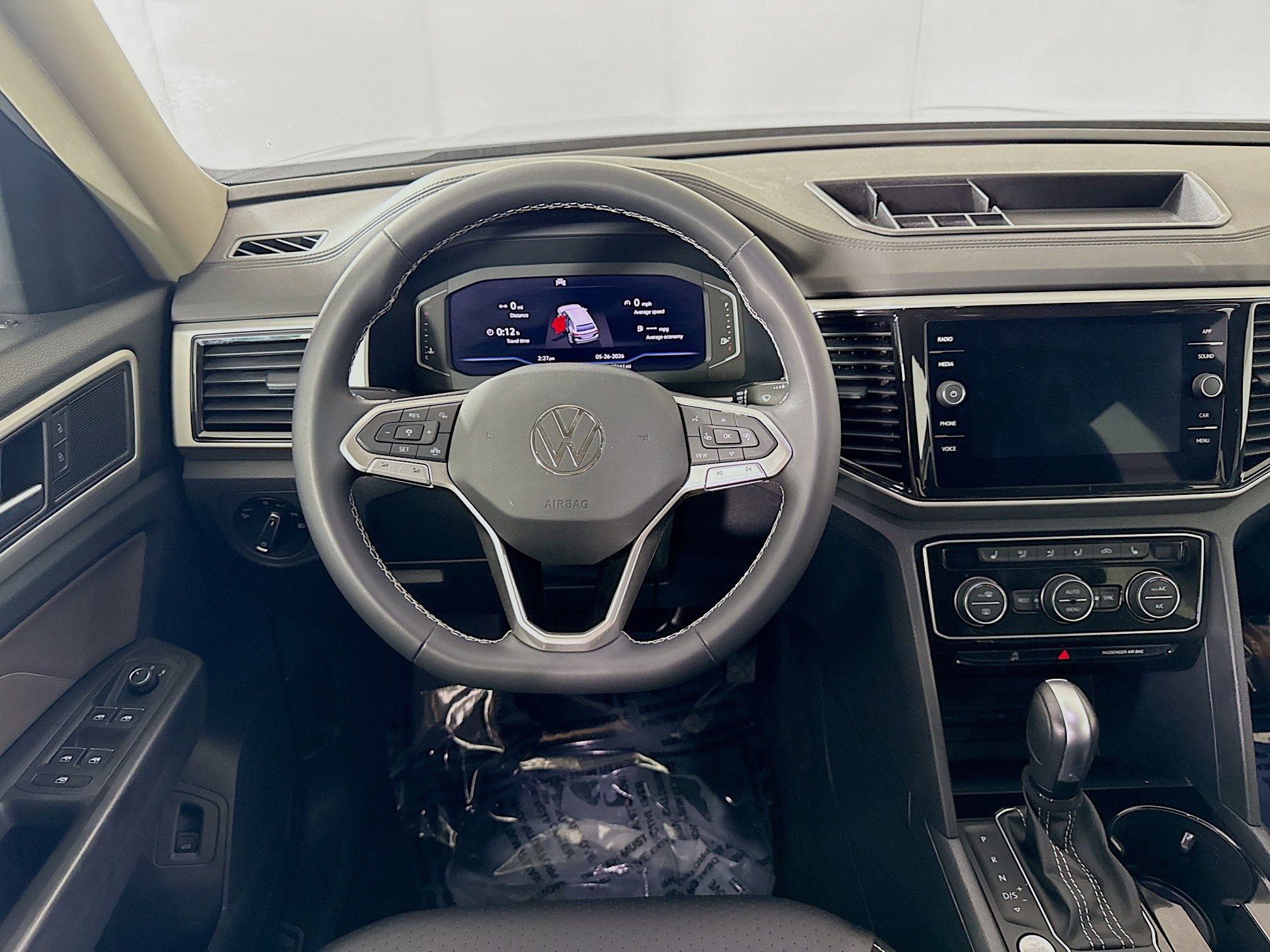 2023 Volkswagen Atlas SE w/Tech - Photo 21