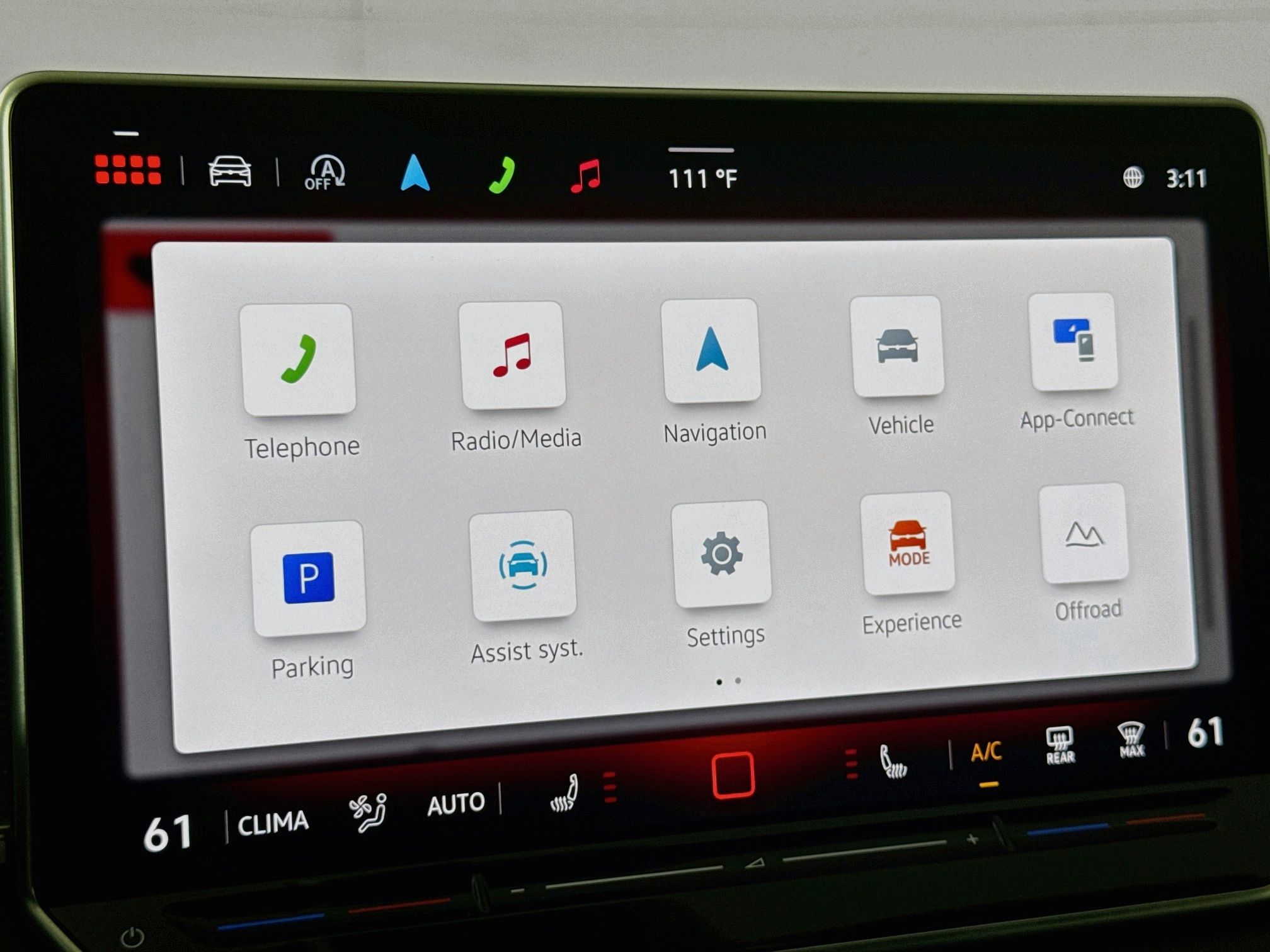 2025 Volkswagen Tiguan SE - Photo 14