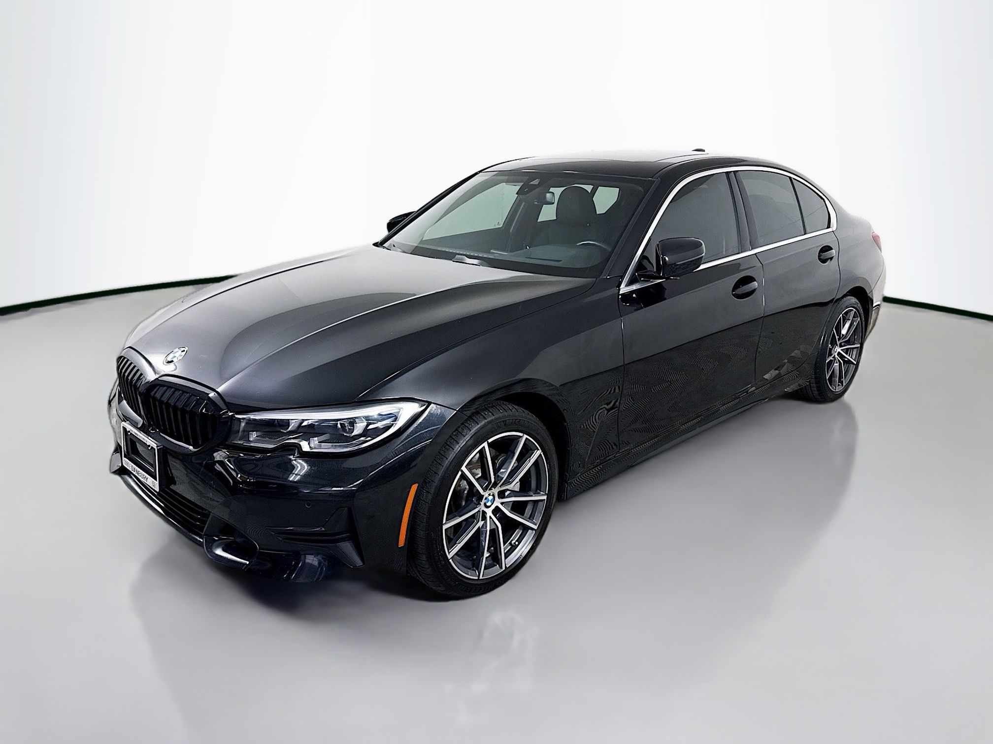2021 BMW 3 Series 330i xDrive Sedan's photo