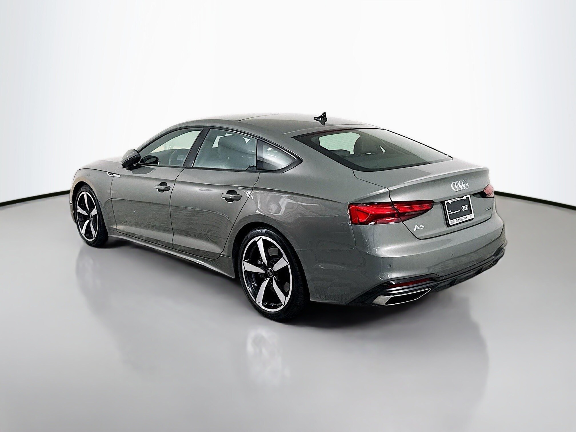 2025 Audi A5 45 S line Premium Plus photo 3