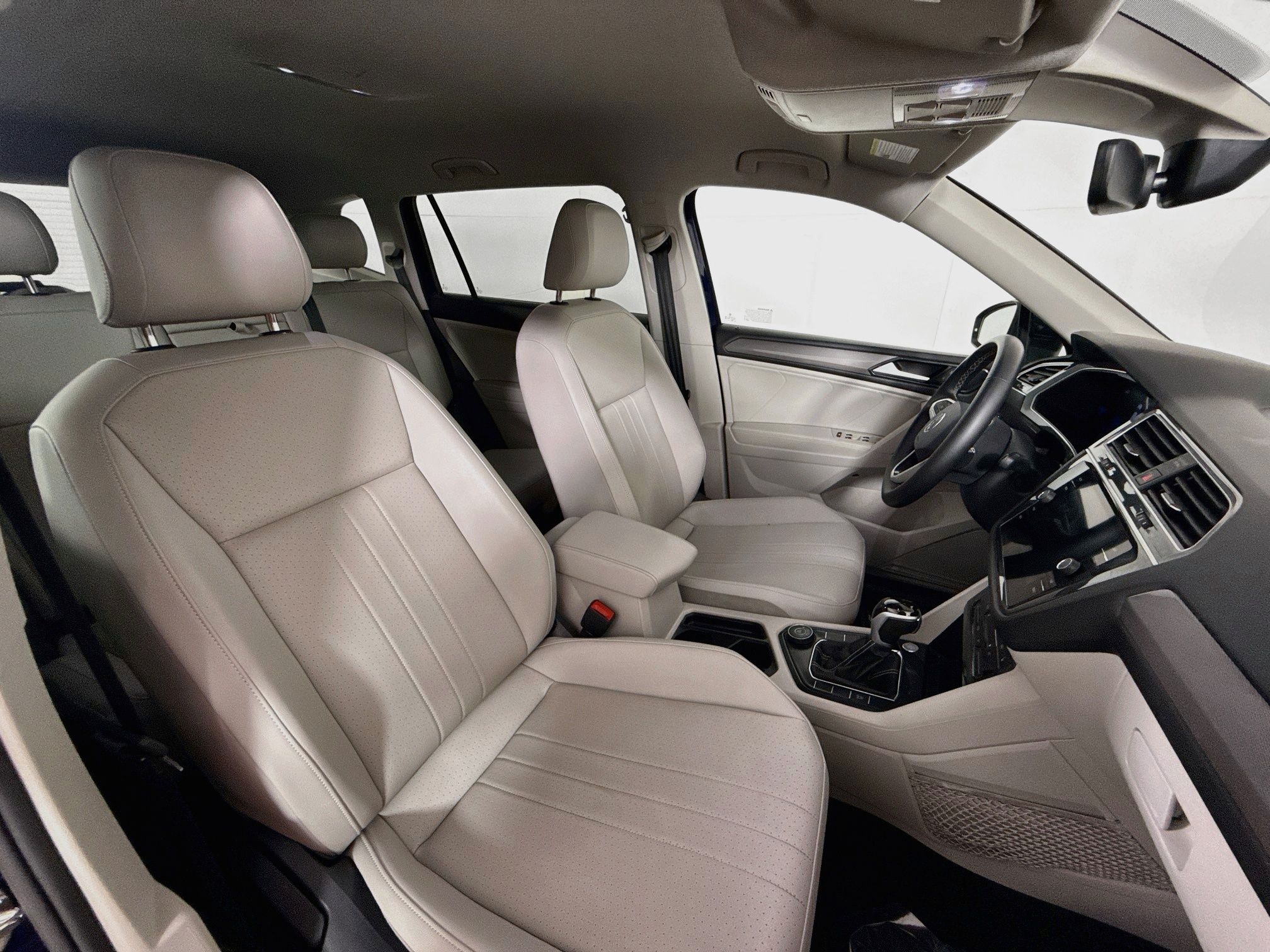 2024 Volkswagen Tiguan SE - Photo 26