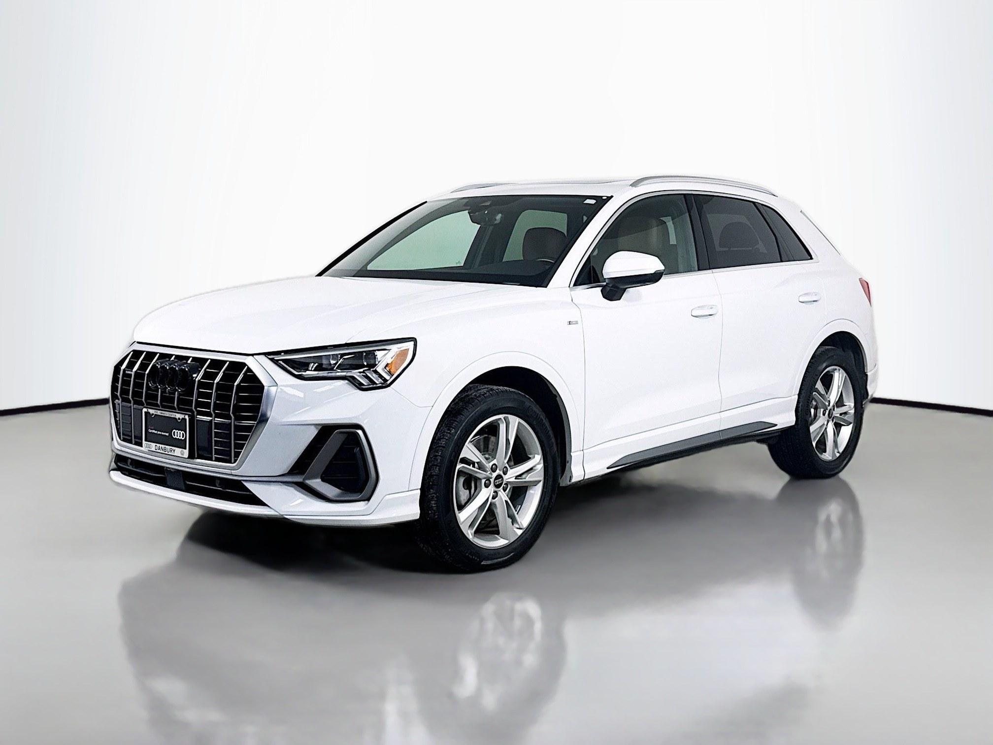 2022 Audi Q3 S Line Premium Plus's photo
