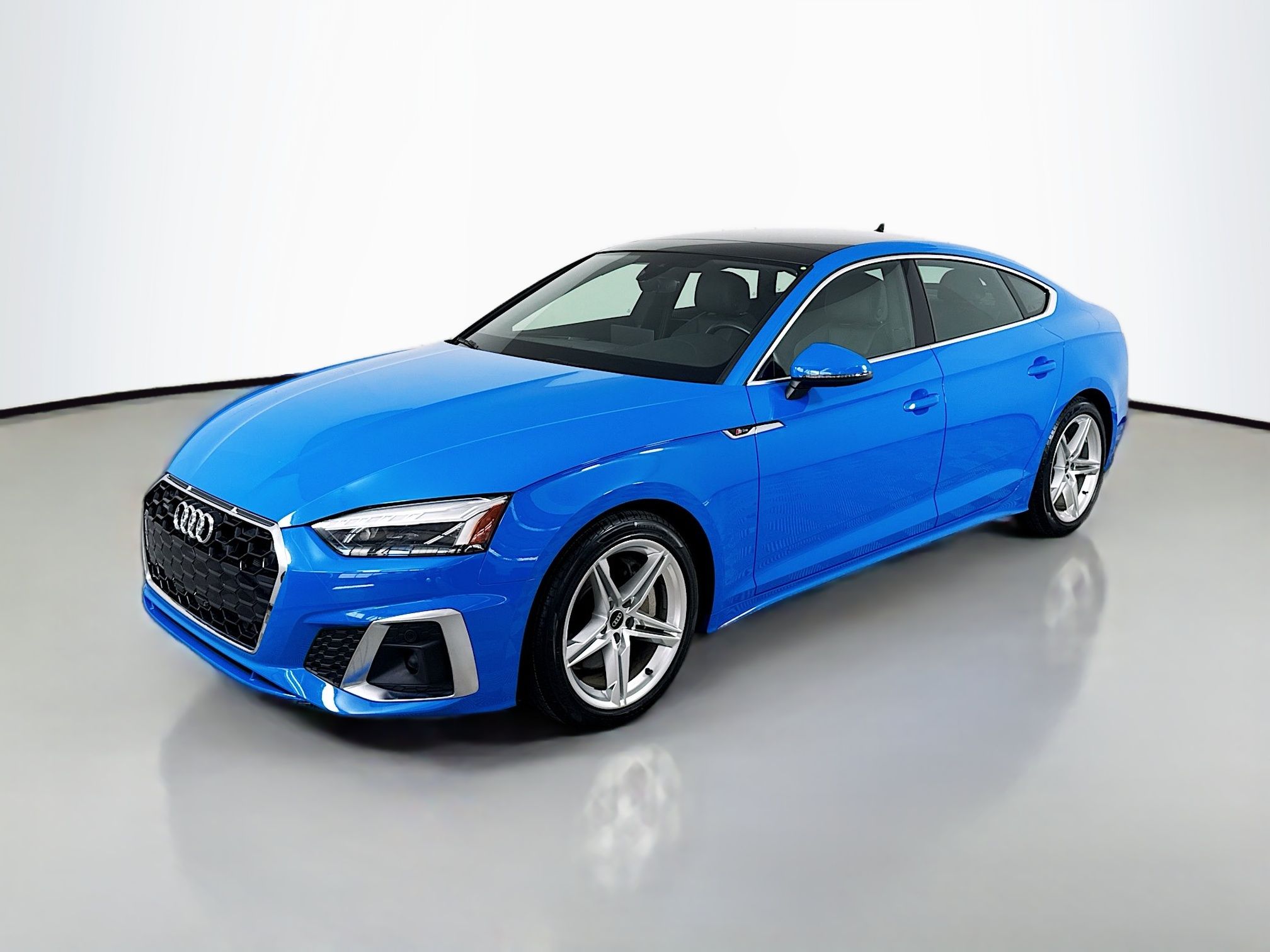 2022 Audi A5 Sportback 45 Premium Plus quattro S tronic's photo