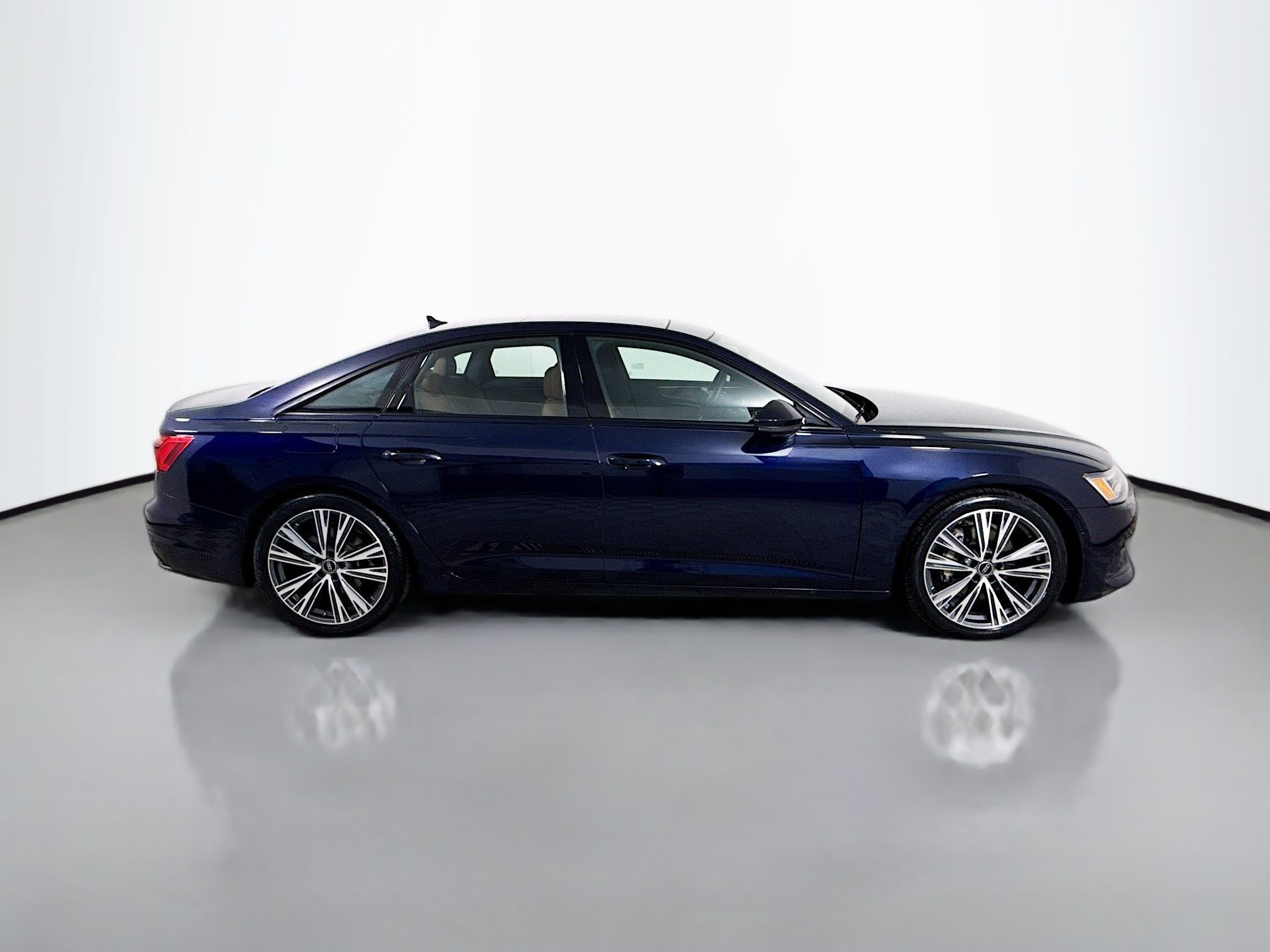 2024 Audi A6 Premium - Photo 8