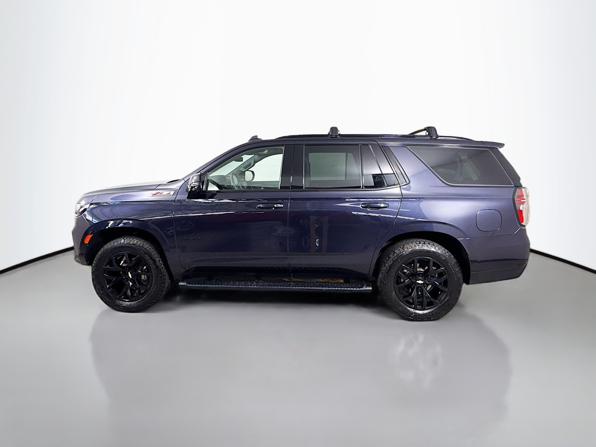 2022 Chevrolet Tahoe Z71 photo 2