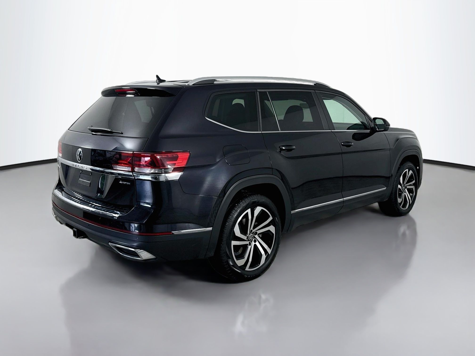2023 Volkswagen Atlas SEL - Photo 9