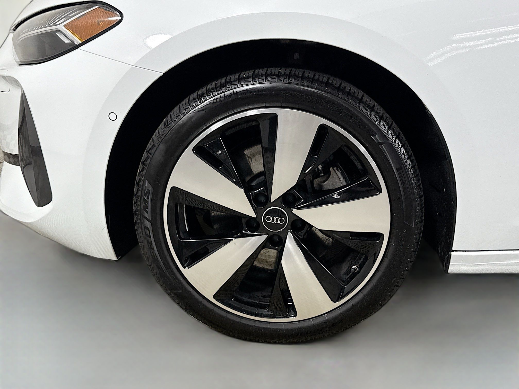2025 Audi New A5 Premium Plus - Photo 29