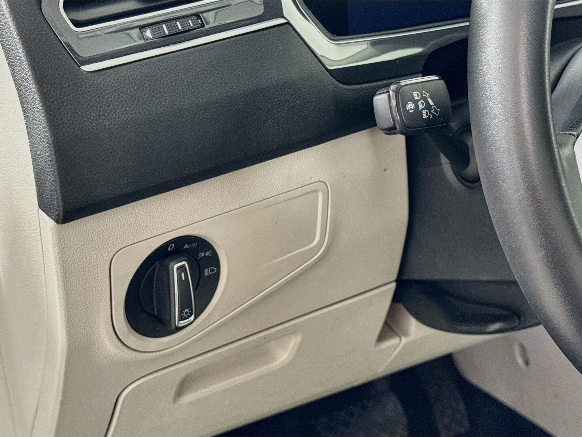 2024 Volkswagen Tiguan SE - Photo 13