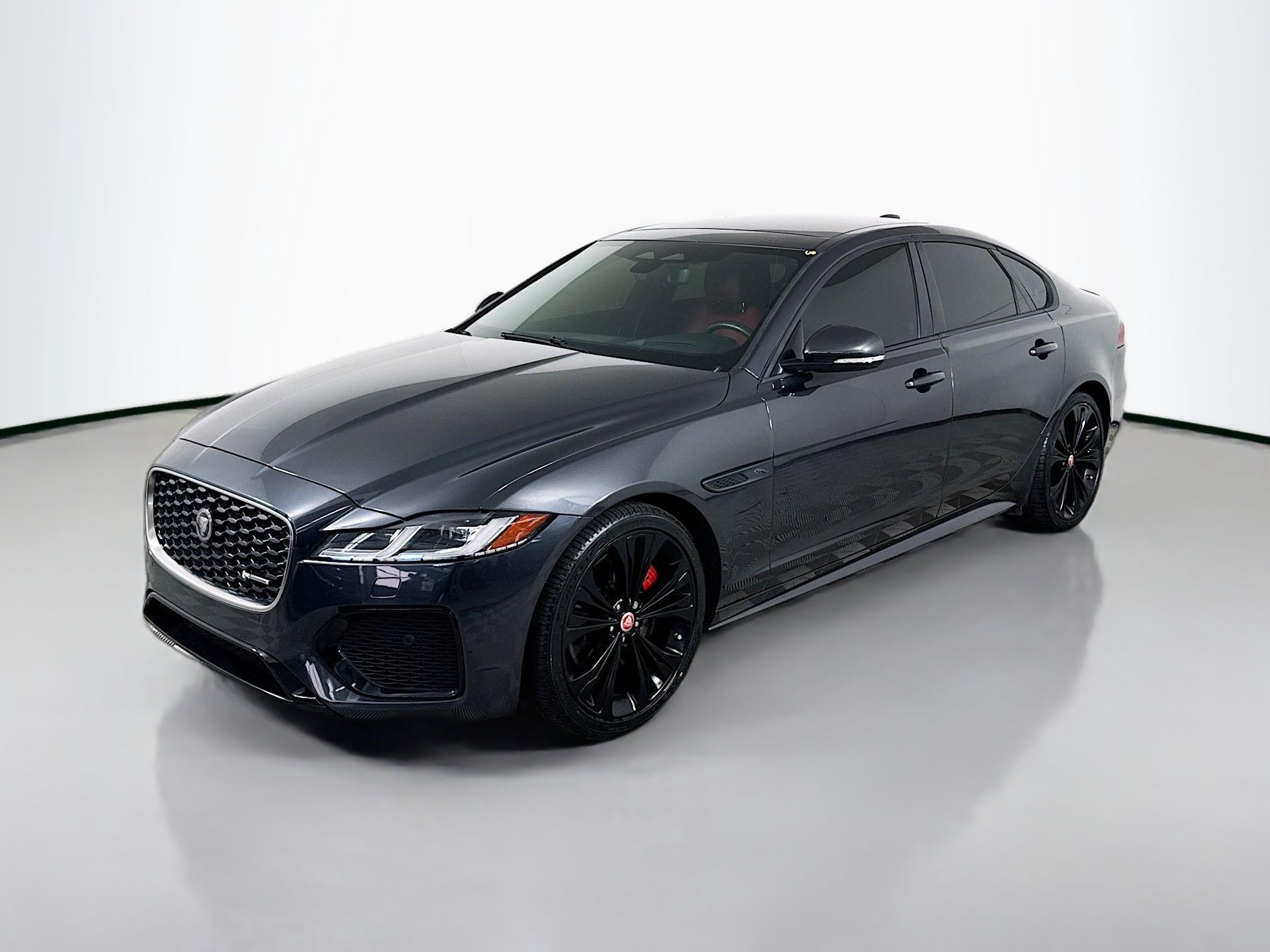 2022 Jaguar XF P300 R-Dynamic SE's photo