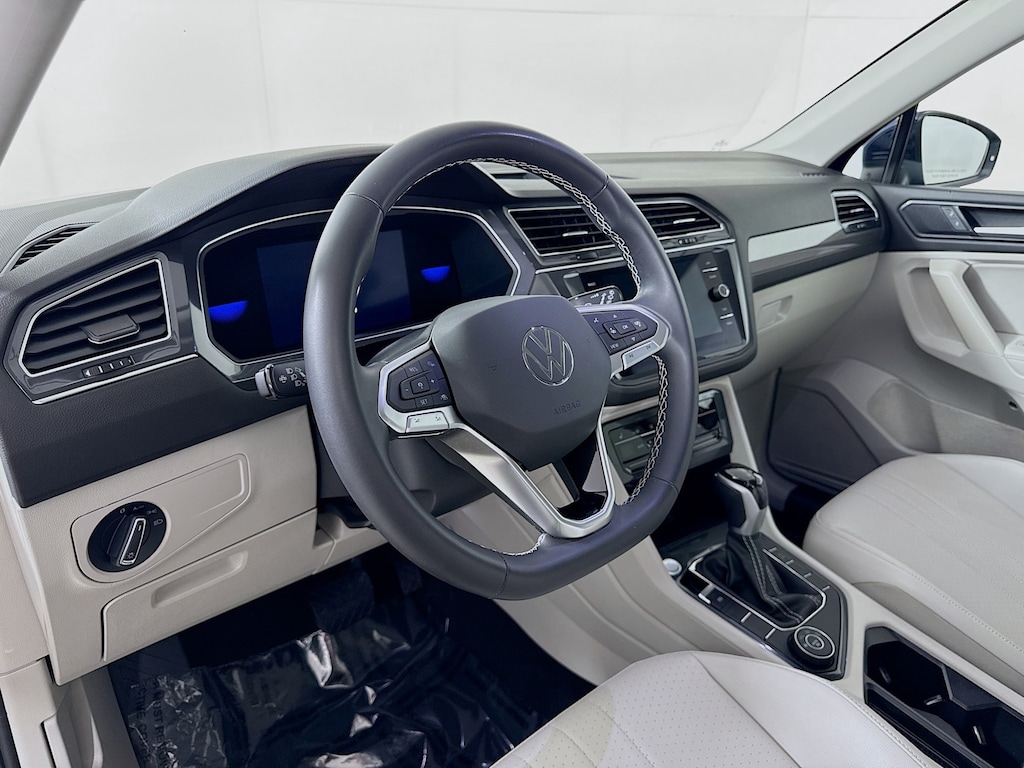 Certified 2023 Volkswagen Tiguan 2.0T SE SUV