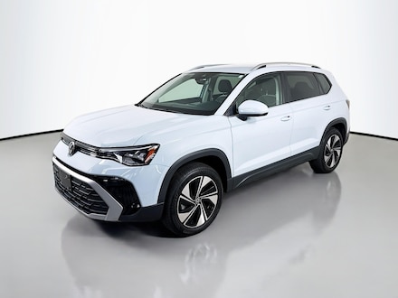 2025 Volkswagen Taos 1.5T SE SUV