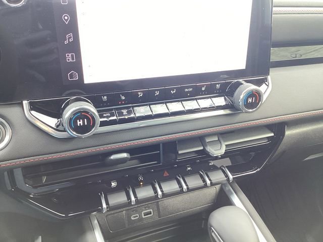 2026 Chevrolet Colorado Z71 - Photo 18
