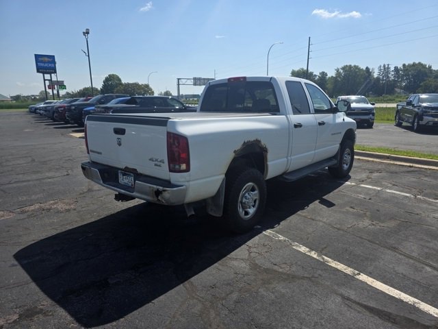 2005 Dodge Ram SLT photo 3