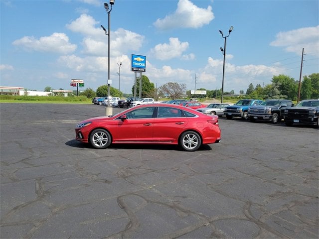 Used 2018 Hyundai Sonata Sport with VIN 5NPE34AF6JH632173 for sale in Glencoe, MN