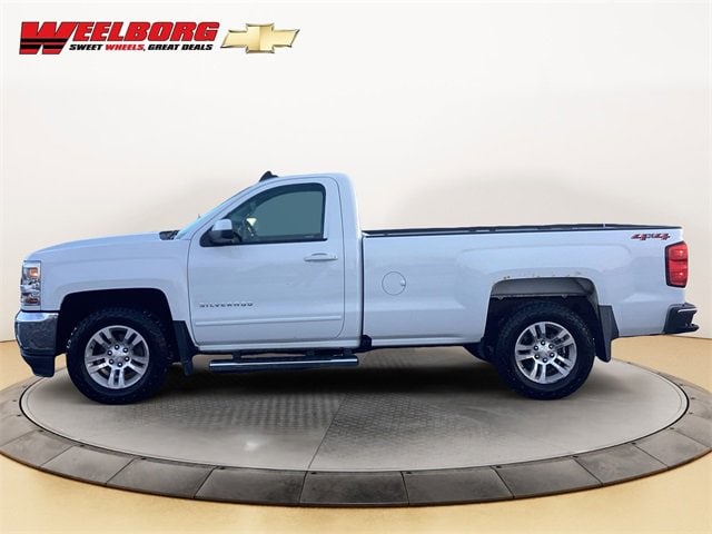 Used 2018 Chevrolet Silverado 1500 LT with VIN 1GCNKREC1JZ162417 for sale in Glencoe, Minnesota