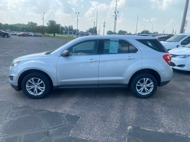 Used 2017 Chevrolet Equinox LS with VIN 2GNFLEEKXH6257038 for sale in Glencoe, Minnesota
