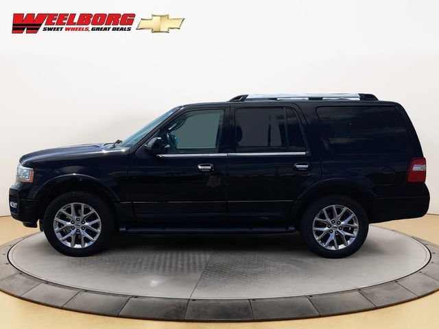 Used 2016 Ford Expedition Limited with VIN 1FMJU2AT5GEF37713 for sale in Glencoe, Minnesota