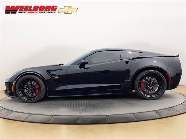 Used 2019 Chevrolet Corvette 1LT with VIN 1G1YW2D77K5110577 for sale in Glencoe, Minnesota