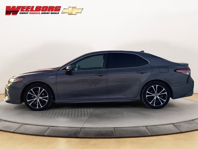 Used 2019 Toyota Camry SE with VIN 4T1B21HK8KU519397 for sale in Glencoe, Minnesota