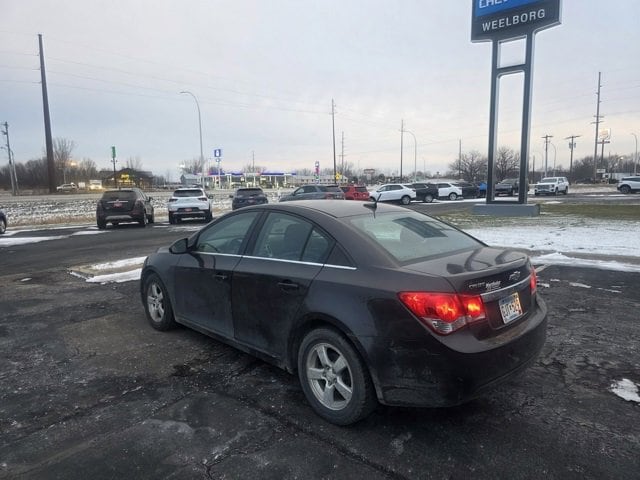 Used 2014 Chevrolet Cruze 1LT with VIN 1G1PC5SB1E7228047 for sale in Glencoe, Minnesota