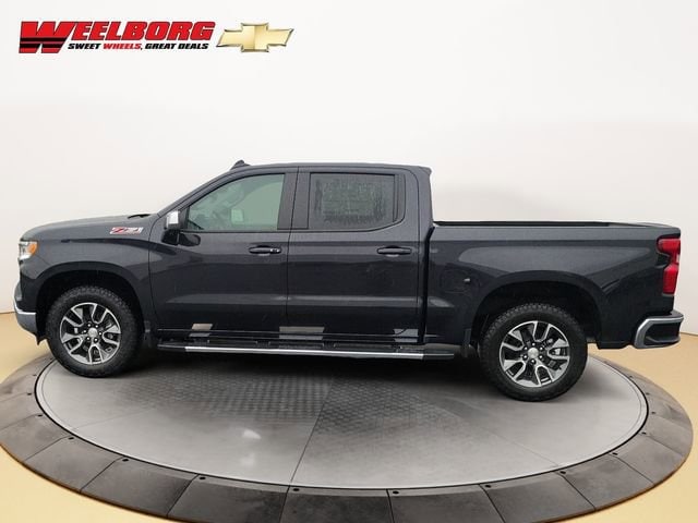 Used 2024 Chevrolet Silverado 1500 LT with VIN 1GCUDDED3RZ335125 for sale in Glencoe, Minnesota