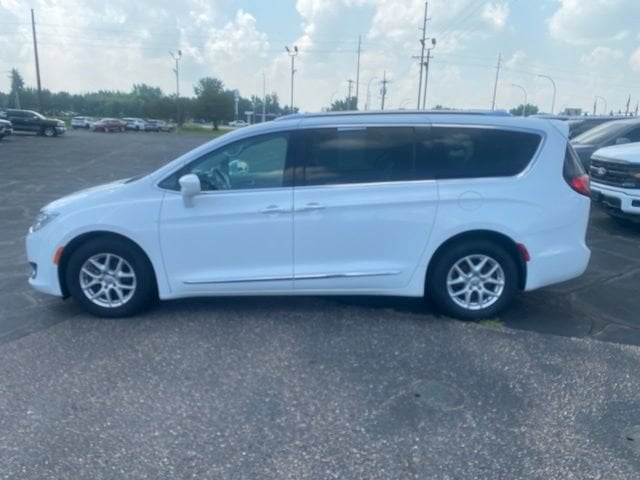 Used 2020 Chrysler Pacifica Touring L with VIN 2C4RC1BG7LR182319 for sale in Glencoe, Minnesota