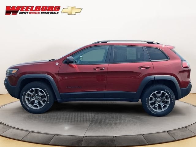 Used 2020 Jeep Cherokee Trailhawk with VIN 1C4PJMBX1LD647209 for sale in Glencoe, MN