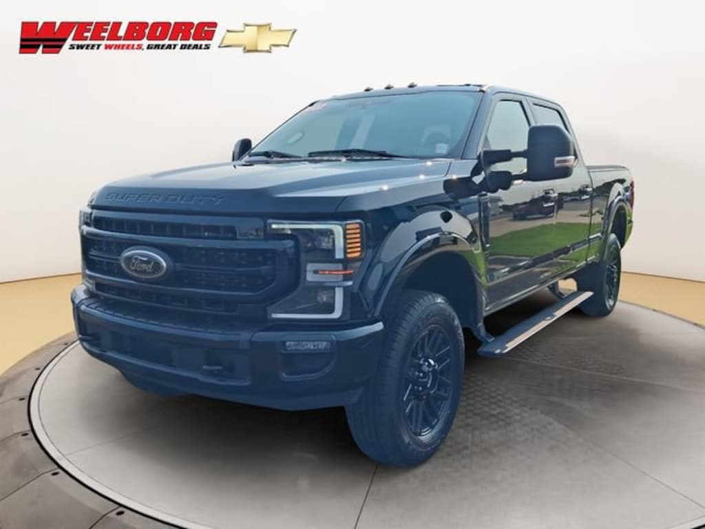 Used 2022 Ford F-250 Lariat Truck Crew Cab