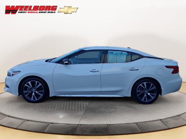 Used 2017 Nissan Maxima Platinum with VIN 1N4AA6AP2HC413571 for sale in Glencoe, Minnesota