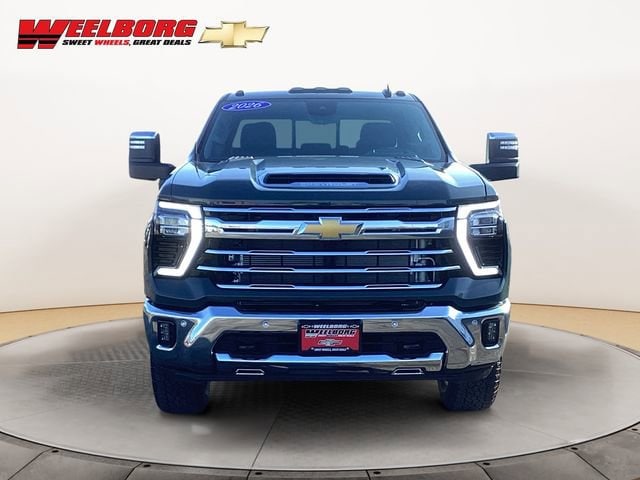 2026 Chevrolet Silverado 3500 HD LTZ - Photo 8