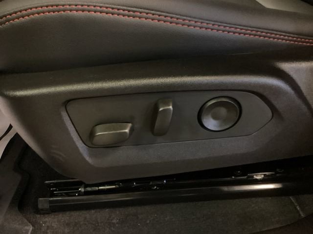 2026 Chevrolet Colorado Z71 - Photo 11