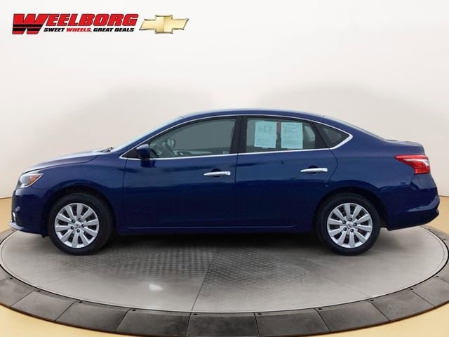 Used 2016 Nissan Sentra S with VIN 3N1AB7AP0GY252966 for sale in Glencoe, Minnesota