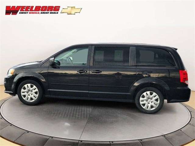 Used 2016 Dodge Grand Caravan SE with VIN 2C4RDGBG1GR235988 for sale in Glencoe, MN