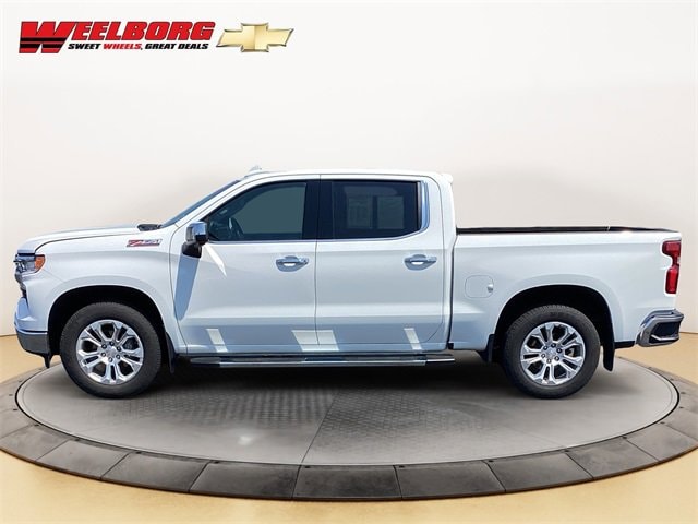 Used 2022 Chevrolet Silverado 1500 LTZ with VIN 2GCUDGED1N1500576 for sale in Glencoe, Minnesota
