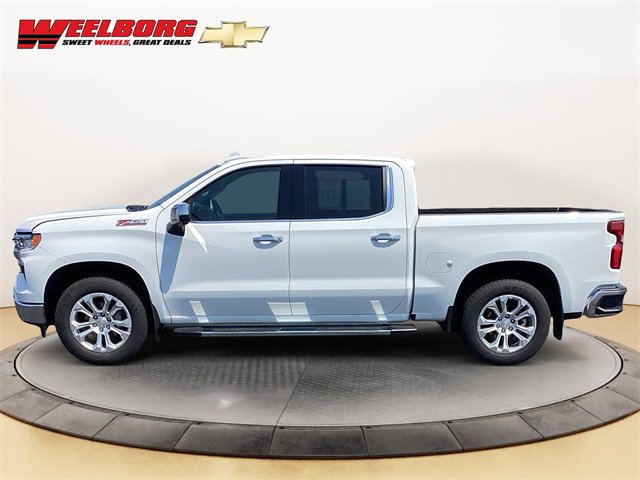 2022 Chevrolet Silverado 1500 LTZ photo 2