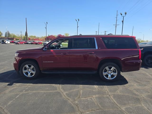 Used 2016 Chevrolet Suburban LT with VIN 1GNSKHKC2GR360506 for sale in Glencoe, Minnesota