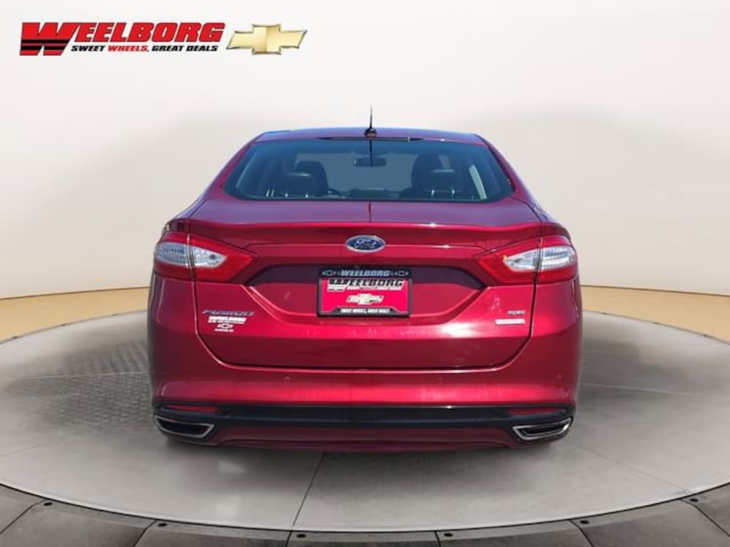 Used 2015 Ford Fusion SE Sedan